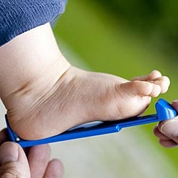 Как правильно подобрать размер детской обуви